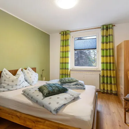 Apartment Haus 145 *